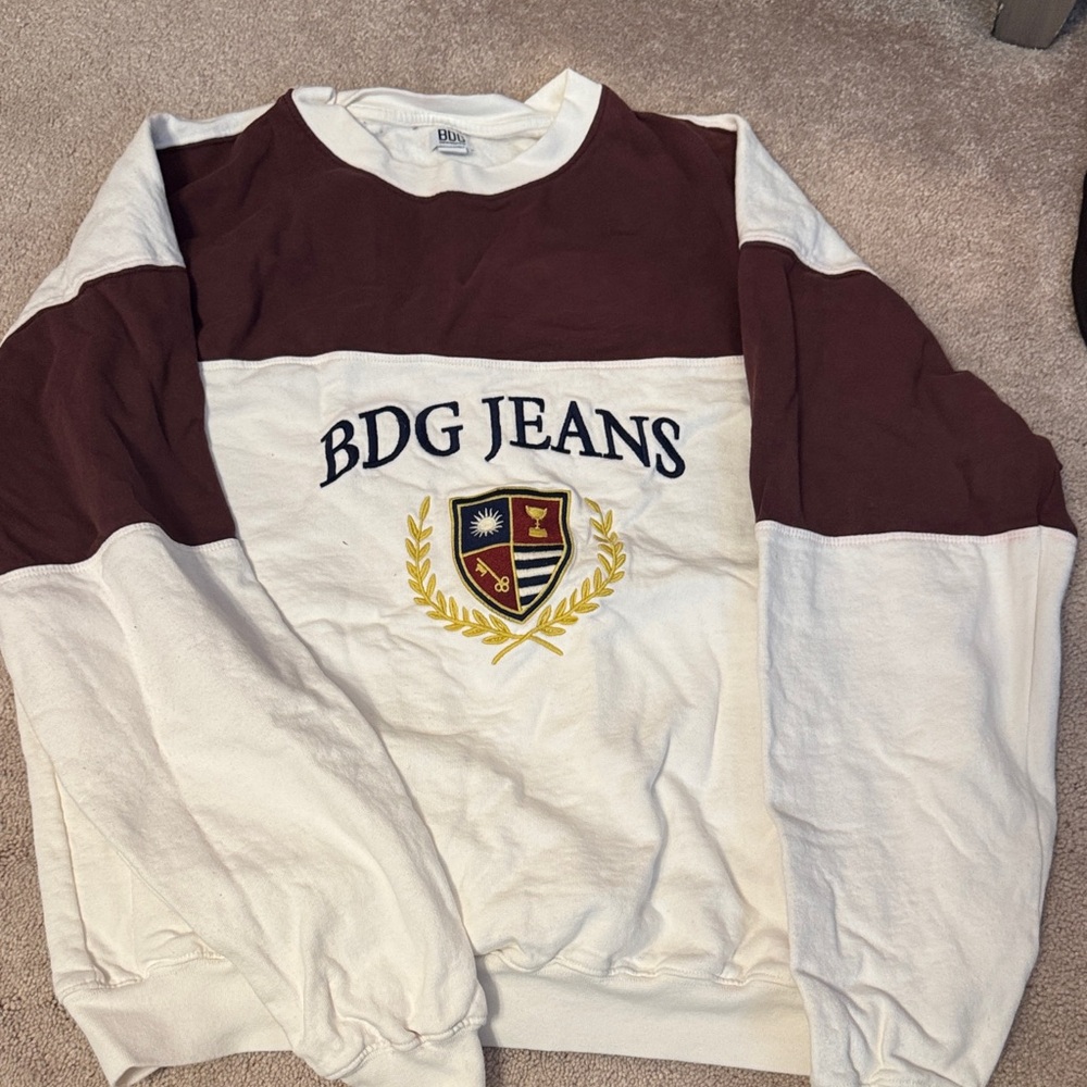 Urban Outfitters Women Brown and White Colorblock Crewneck